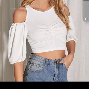 Puff Sleeve Cold Shoulder Ruched Crop Tee
